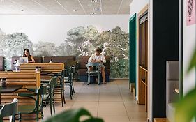 The Student Hotel Paris La Défense